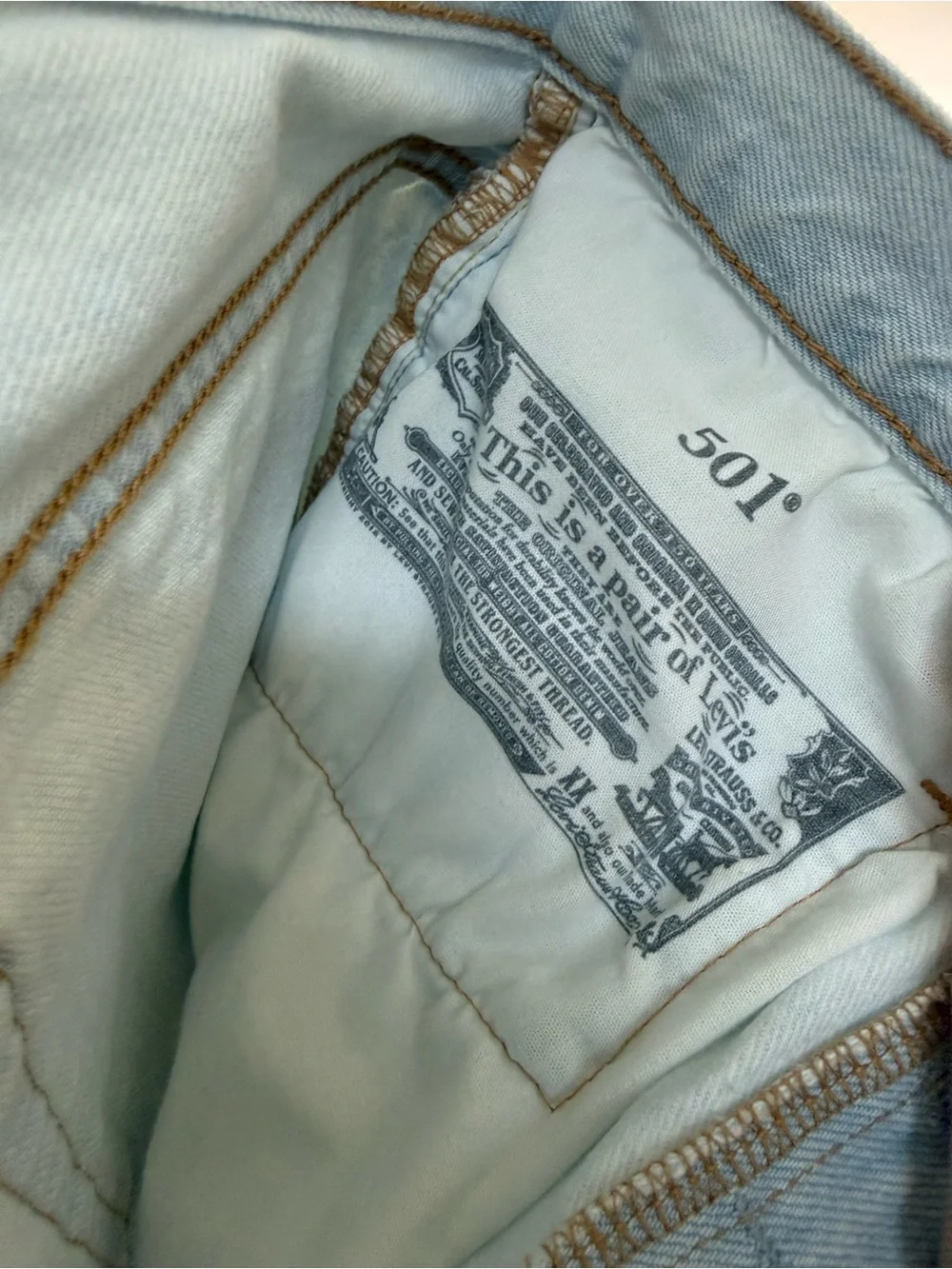 Levi’s Woman Shorts, size 27